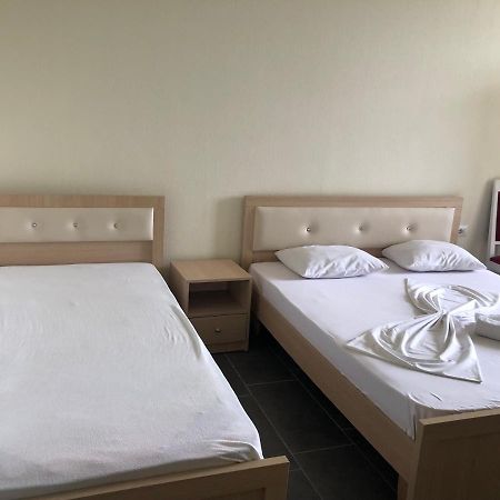 Bujtina Vrenezi Hotell Peshkopi Eksteriør bilde