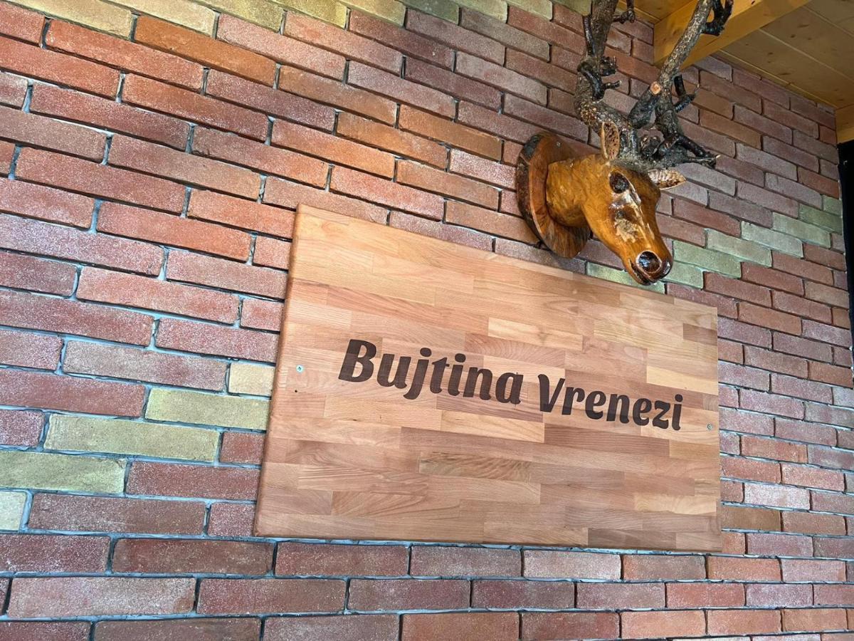 Bujtina Vrenezi Hotell Peshkopi Eksteriør bilde