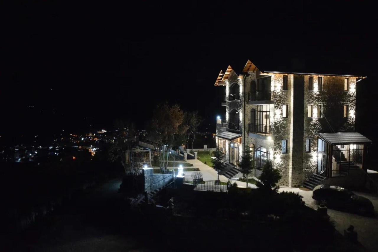 Bujtina Vrenezi Hotell Peshkopi Eksteriør bilde
