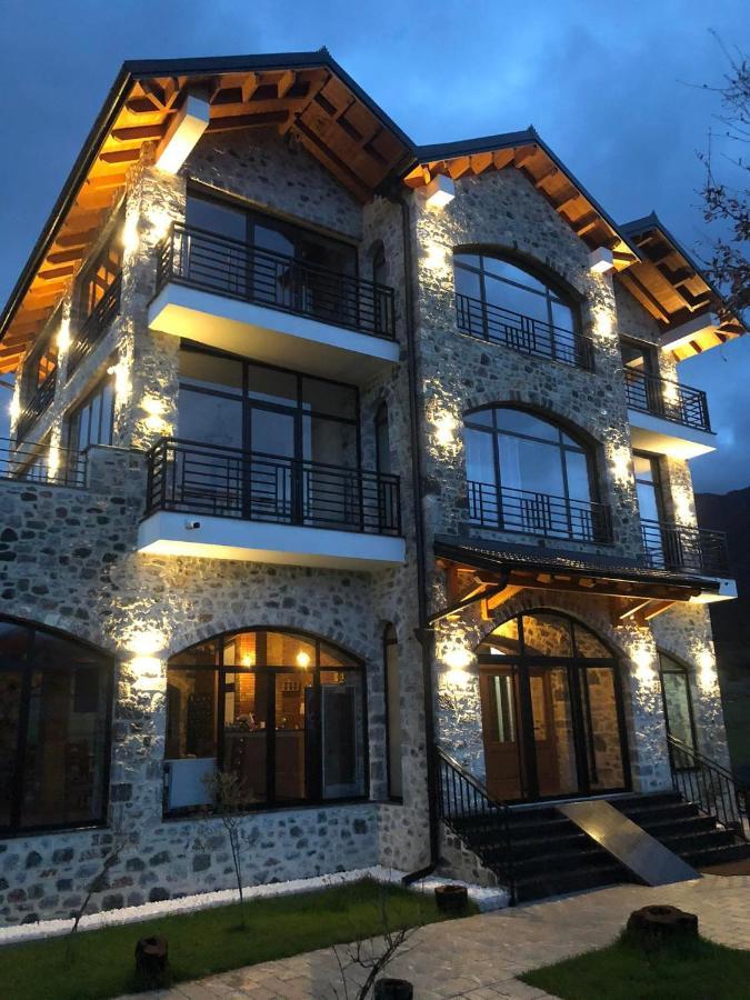 Bujtina Vrenezi Hotell Peshkopi Eksteriør bilde