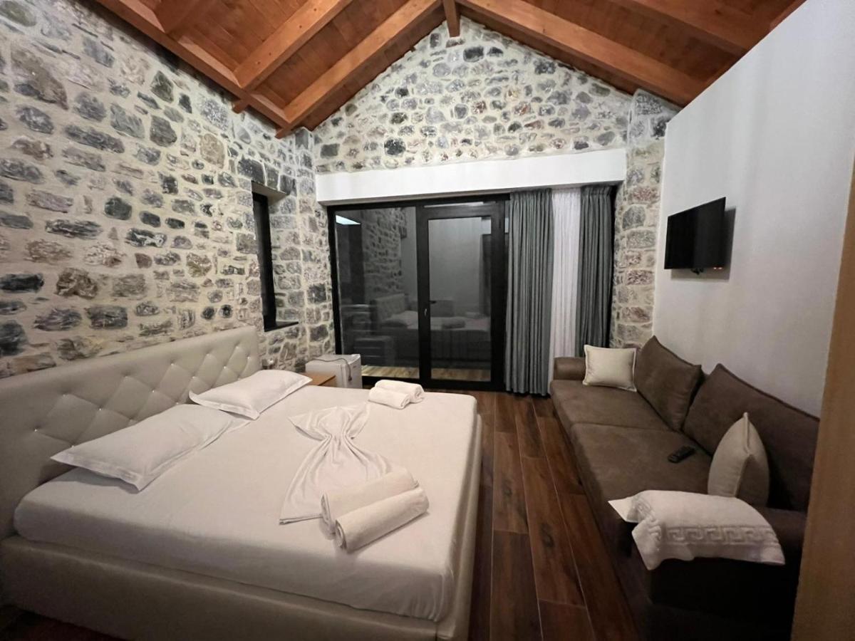 Bujtina Vrenezi Hotell Peshkopi Eksteriør bilde