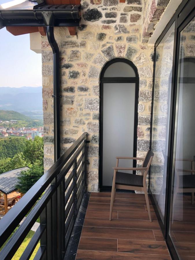 Bujtina Vrenezi Hotell Peshkopi Eksteriør bilde